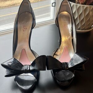 Paris Hilton, Senorita, Patent Leather Bow, size 8 1/2M